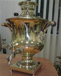Самовар «Кратер», Василия Баташева с медалями.
